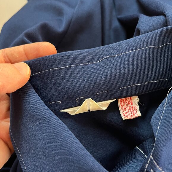 Vintage 1970s Tami Navy Blue Button-Up Shirt Collared Polyester - Picture 4 of 13